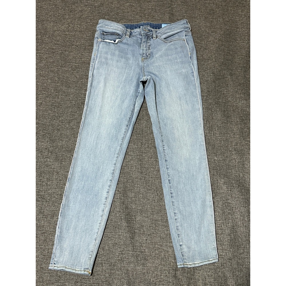 CeCe Women's 30/10 Skinny Jeans Light Wash Stretch Denim